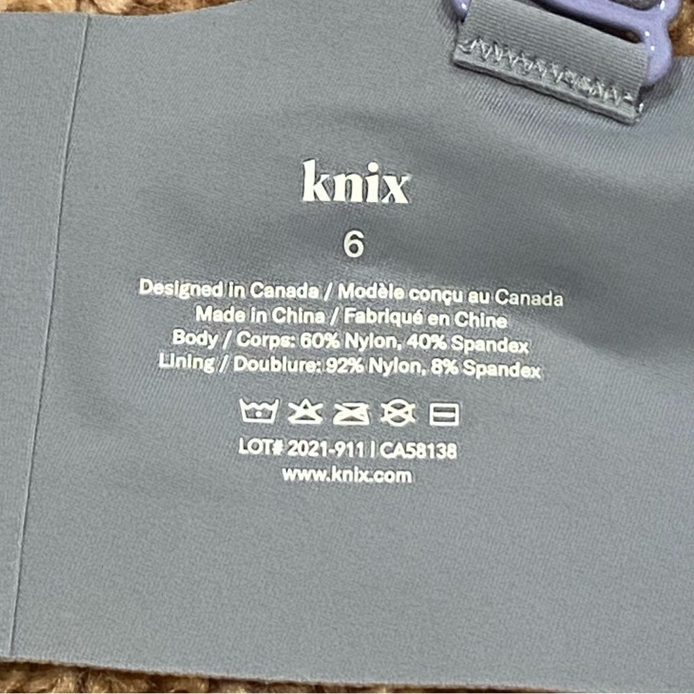KNIX Wingwoman Contour Side Coverage
Everyday Bra 6 LE Winter Gardenia - Picture 5 of 8